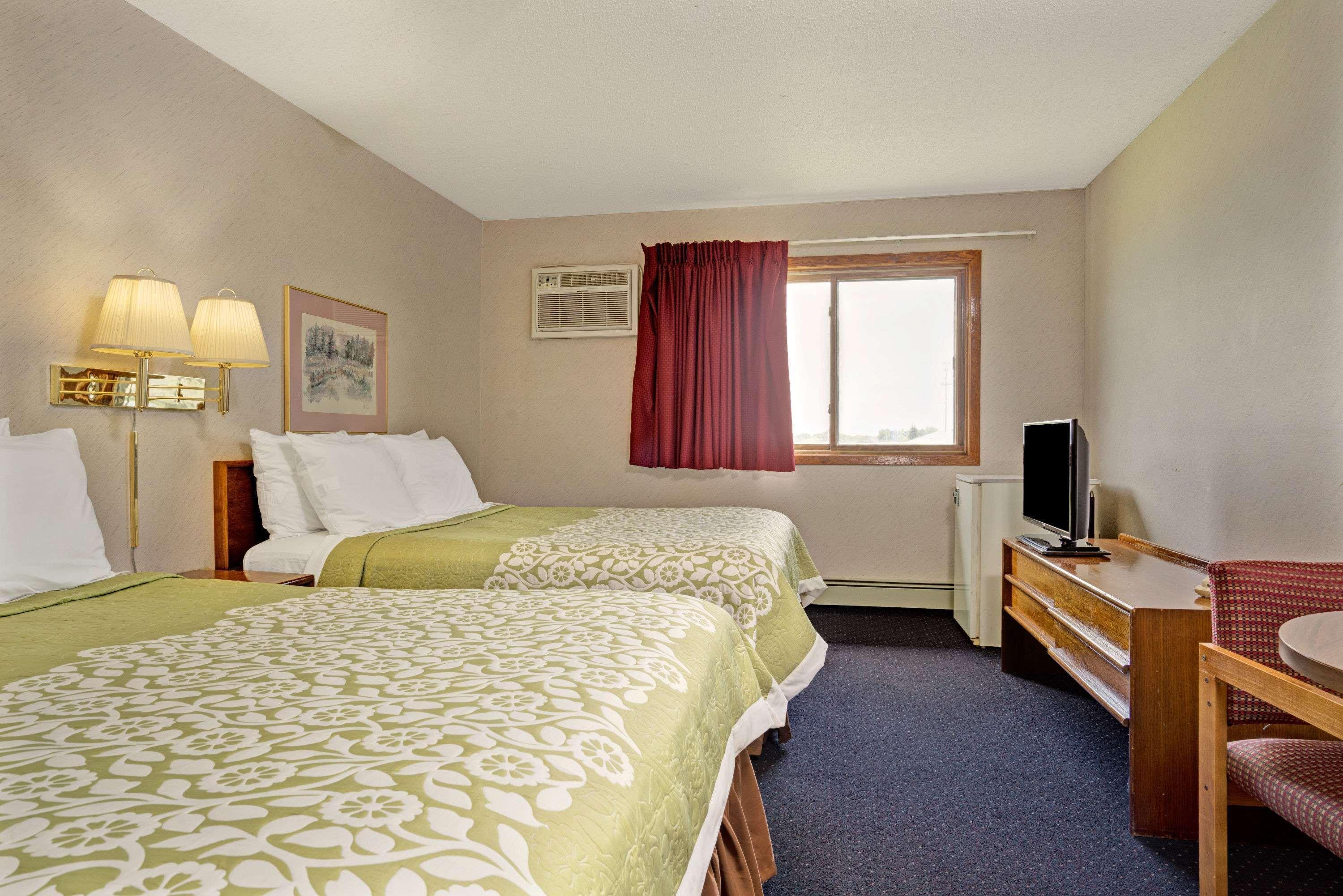 Days Inn By Wyndham Monticello Экстерьер фото